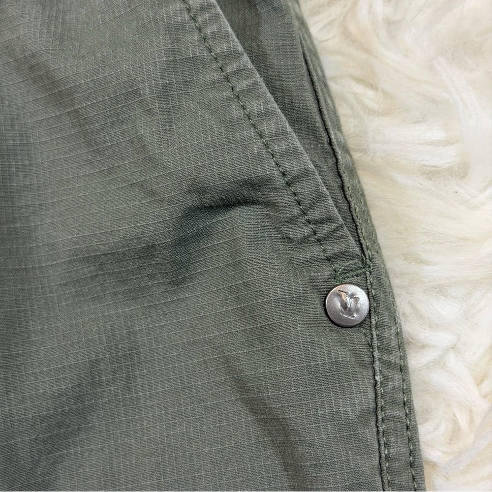 Vuori Women’s Ripstop Pants Organic Cotton - Picture 5 of 14